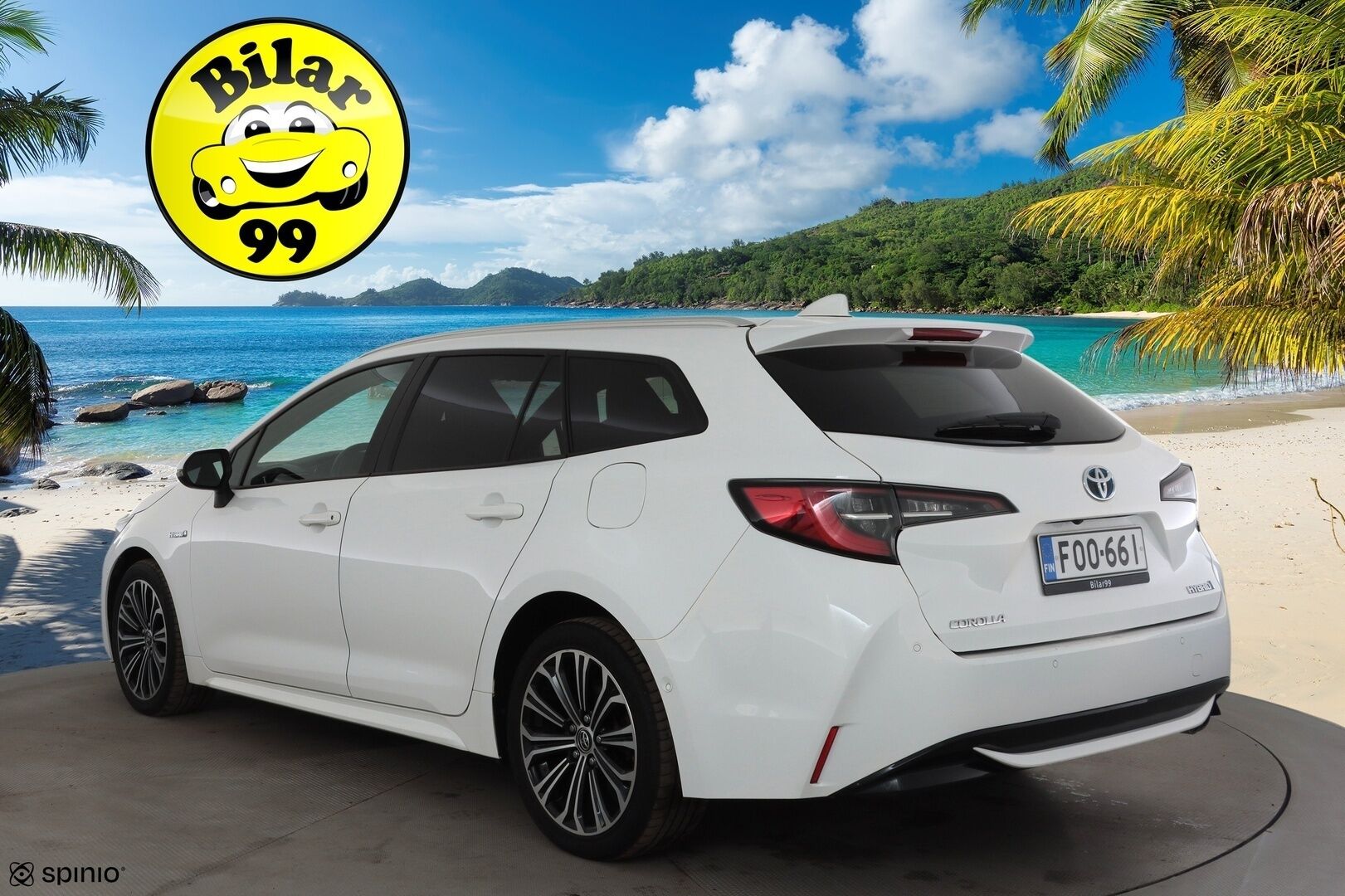Toyota Corolla 2019 Touring Sports 2,0 Hybrid Style * ACC / P.kamera / Lohko+Sisä / Sähköluukku / KeylessGo / Ratinlämmitin * - Kahdet renkaat aluvanteilla / Merkkihuollettu - HULLUT AVAJAISHULINAT KORKOTARJOUS 3,29 %