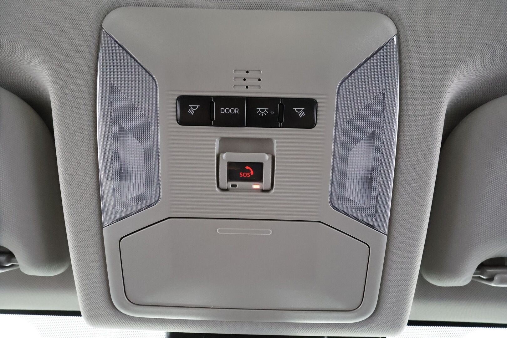 Toyota RAV4 2021 2,5 Hybrid Active Edition * ACC / LED / Sisätilanlämmitin / Kaistavahti / Navi / Keyless / P.kamera* * - Kahdet renkaat / Merkkihuollettu / Suomi-auto