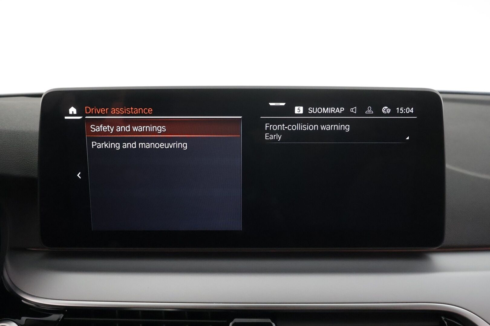 BMW 520 2021 G30 Sedan 520i A MHEV * Webasto / Vakkari / P.kamera / LED / Apple&Android / Display Key / Navi / Koukku * - 1.Om Suomi-auto / Facelift / Kahdet renkaat aluvanteilla