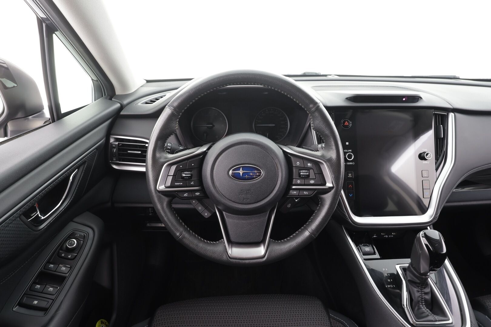 Subaru Outback 2021 2,5i Adventure CVT - | ACC | Koukku | LED | P.kamera | Sähköpenkit | Sisätilanlämmitin | Kaistavahti | Apple&Android | Keyless | Suomi-auto | Kahdet renkaat | 