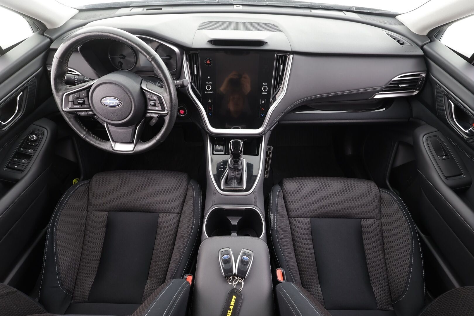 Subaru Outback 2021 2,5i Adventure CVT - | ACC | Koukku | LED | P.kamera | Sähköpenkit | Sisätilanlämmitin | Kaistavahti | Apple&Android | Keyless | Suomi-auto | Kahdet renkaat | 