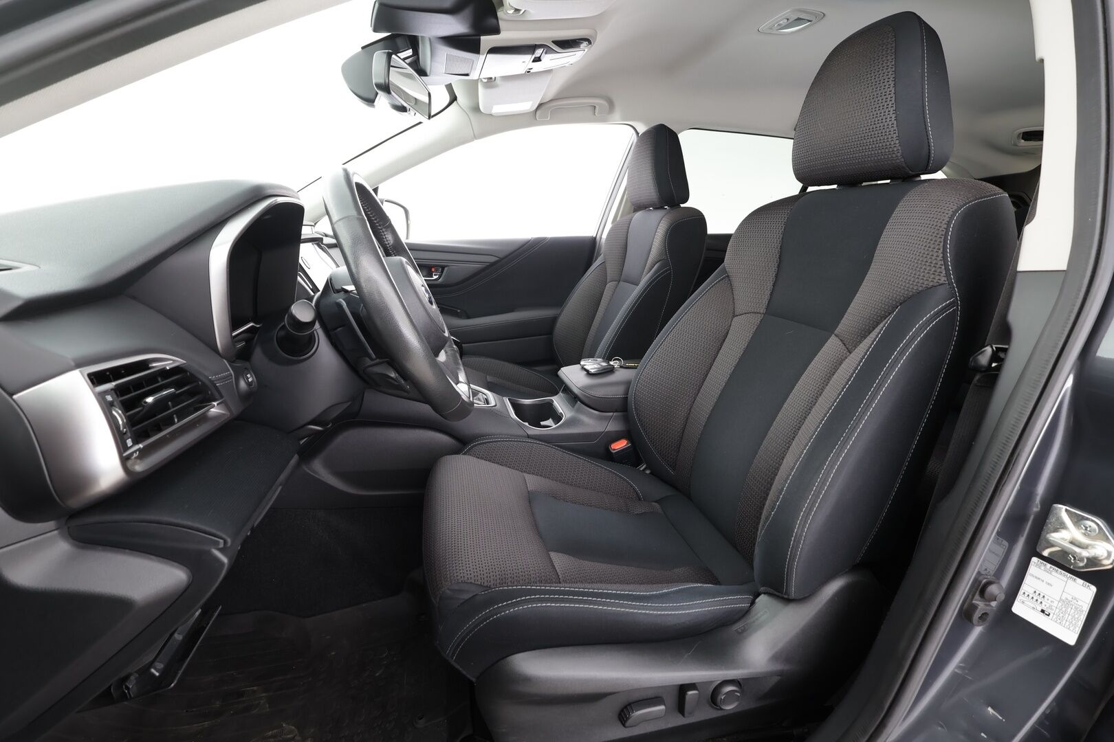 Subaru Outback 2021 2,5i Adventure CVT - | ACC | Koukku | LED | P.kamera | Sähköpenkit | Sisätilanlämmitin | Kaistavahti | Apple&Android | Keyless | Suomi-auto | Kahdet renkaat | 