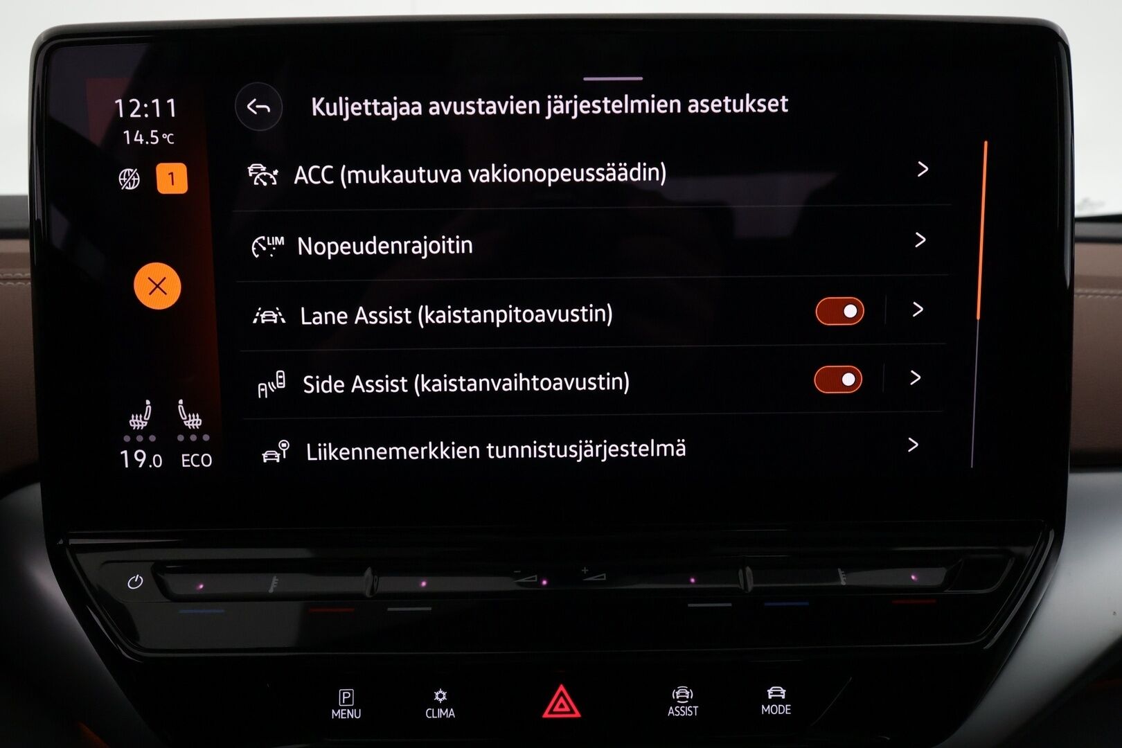 Volkswagen ID.4 2021 Pro Performance 150 kW, akku 77 kWh - | ILP | Koukku | ACC | Matrix | 360 | Lasikatto | HUD | Hierovat Sporttipenkit Muistilla | Navi | Kaistavahti | Keyless | Kahdet renkaat | Merkkihuollot | Suomi-auto |