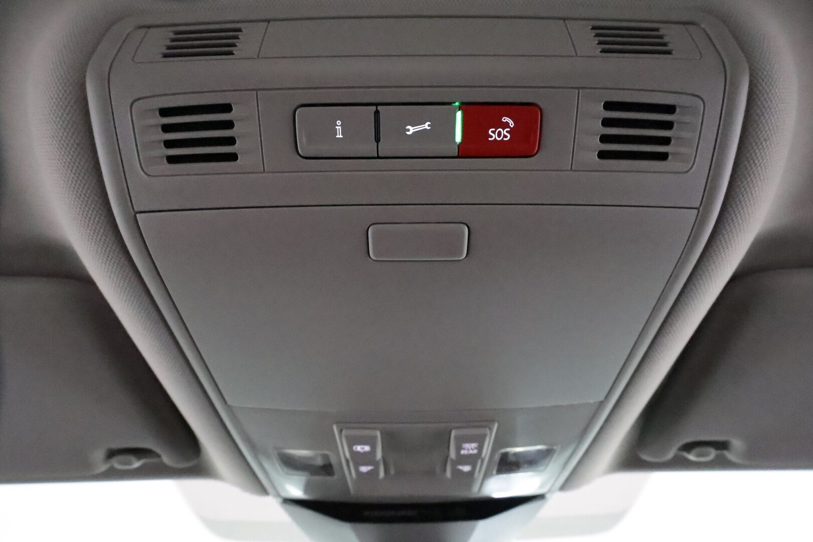 Volkswagen Passat 2021 Sedan 1,5 TSI EVO 110 kW DSG **Webasto / IQ-Light / ACC / P.Kamera / Navi / Kaistavahti / KeylessGO** - Suomi-auto / Kahdet Renkaat / Merkkihuollettu!