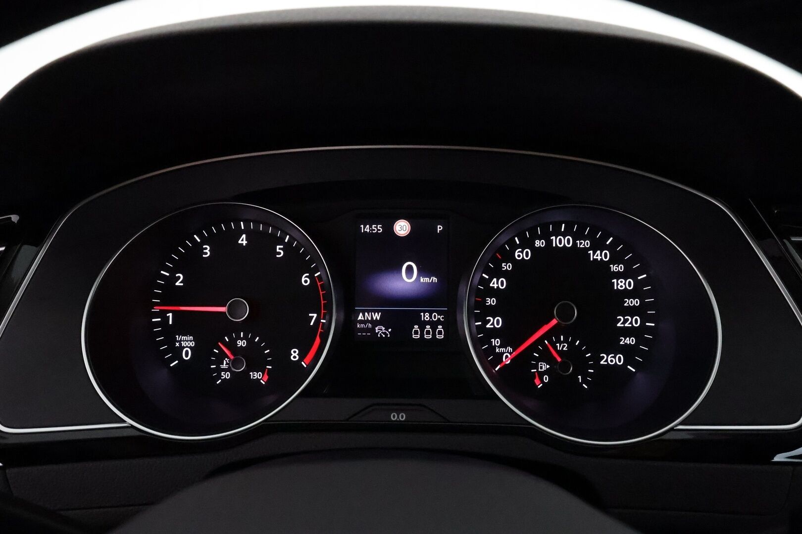 Volkswagen Passat 2021 Sedan 1,5 TSI EVO 110 kW DSG **Webasto / IQ-Light / ACC / P.Kamera / Navi / Kaistavahti / KeylessGO** - Suomi-auto / Kahdet Renkaat / Merkkihuollettu!