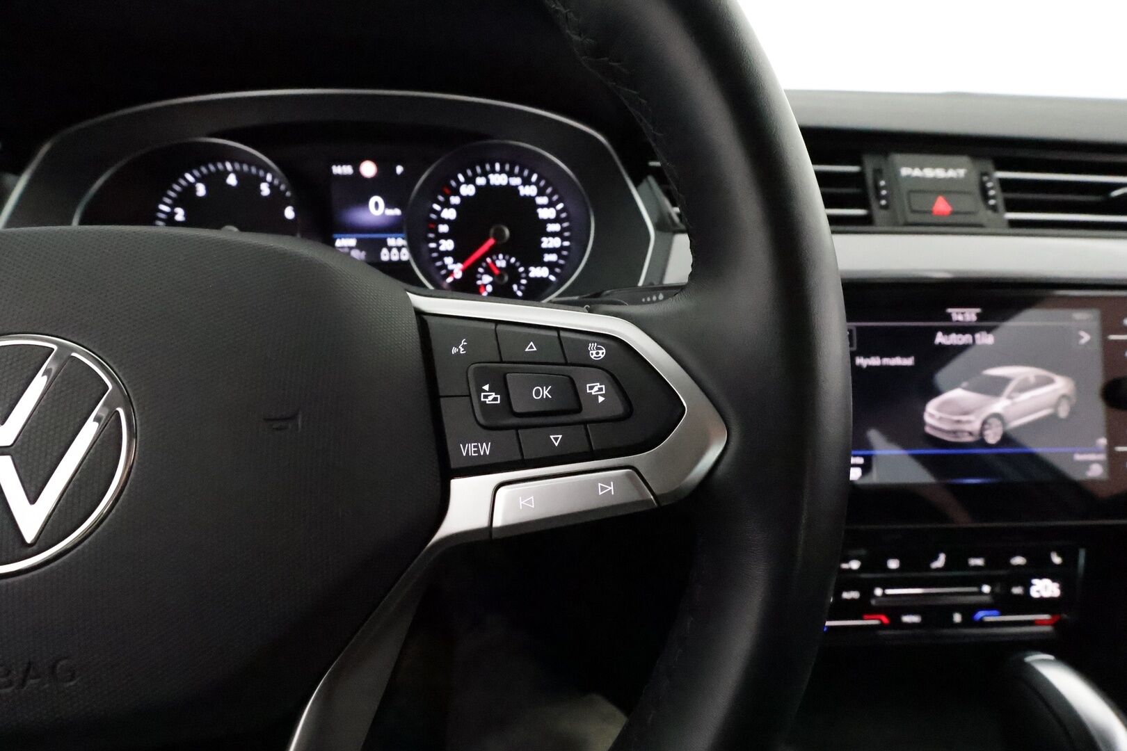 Volkswagen Passat 2021 Sedan 1,5 TSI EVO 110 kW DSG **Webasto / IQ-Light / ACC / P.Kamera / Navi / Kaistavahti / KeylessGO** - Suomi-auto / Kahdet Renkaat / Merkkihuollettu!