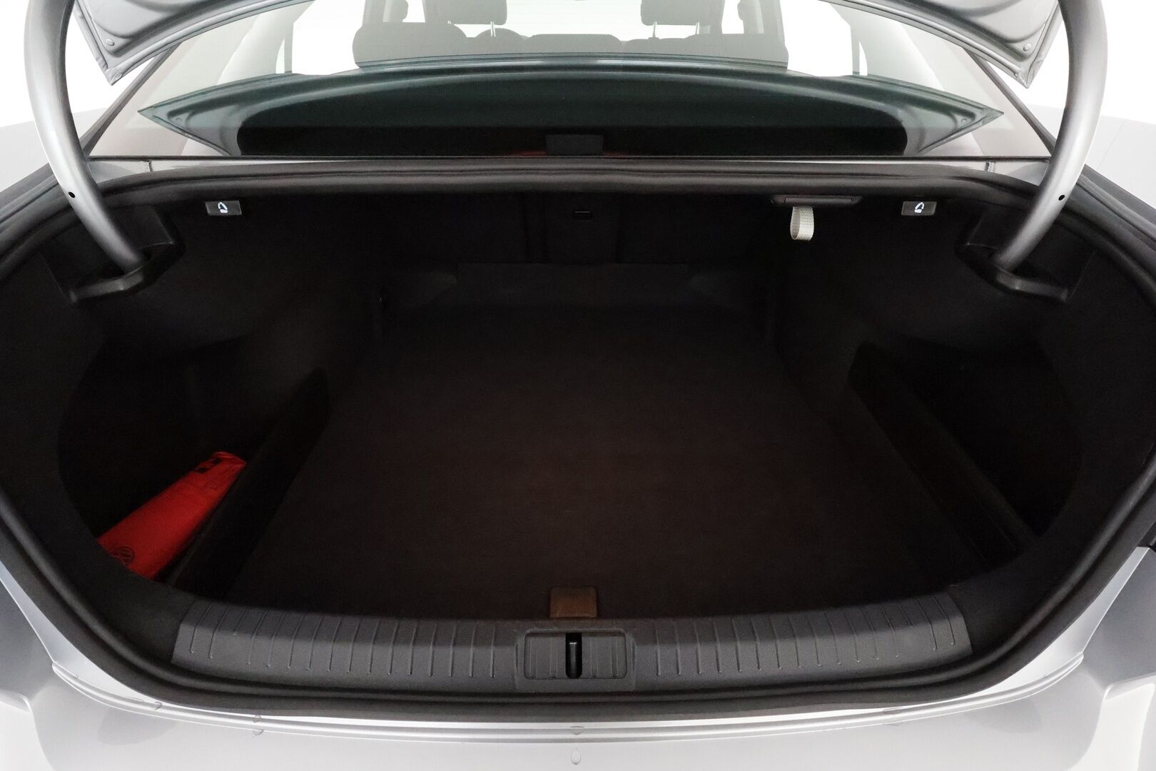 Volkswagen Passat 2021 Sedan 1,5 TSI EVO 110 kW DSG **Webasto / IQ-Light / ACC / P.Kamera / Navi / Kaistavahti / KeylessGO** - Suomi-auto / Kahdet Renkaat / Merkkihuollettu!