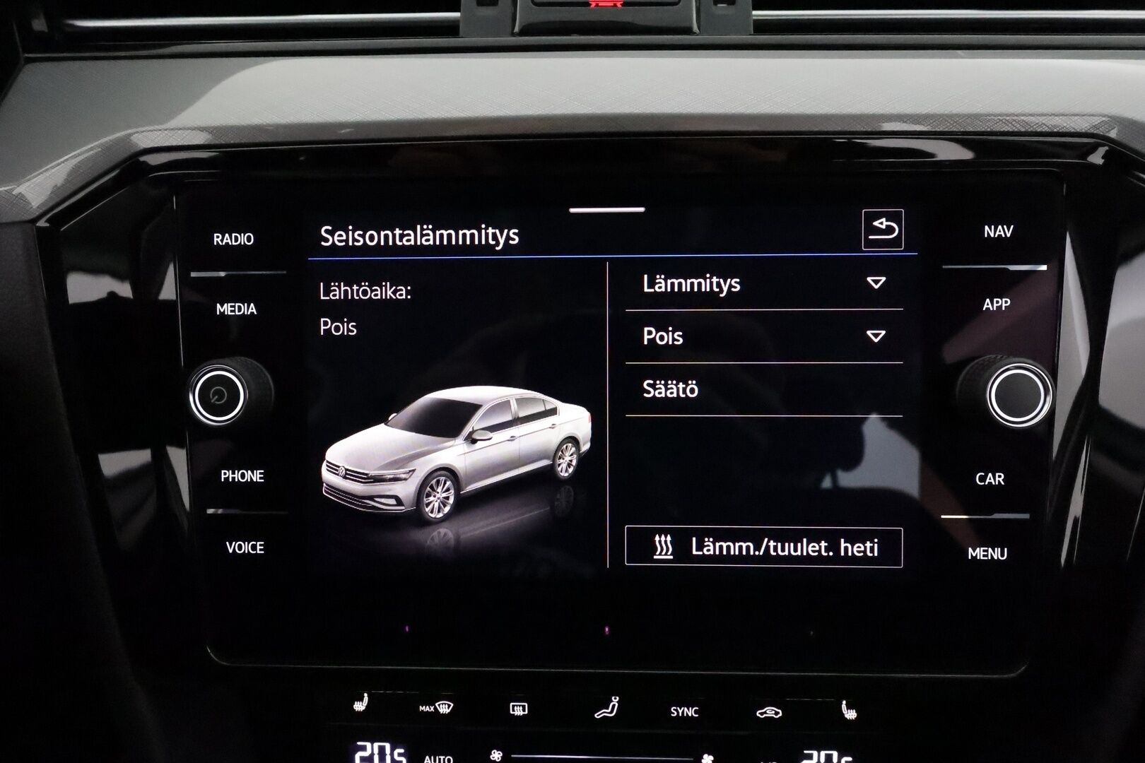 Volkswagen Passat 2021 Sedan 1,5 TSI EVO 110 kW DSG **Webasto / IQ-Light / ACC / P.Kamera / Navi / Kaistavahti / KeylessGO** - Suomi-auto / Kahdet Renkaat / Merkkihuollettu!