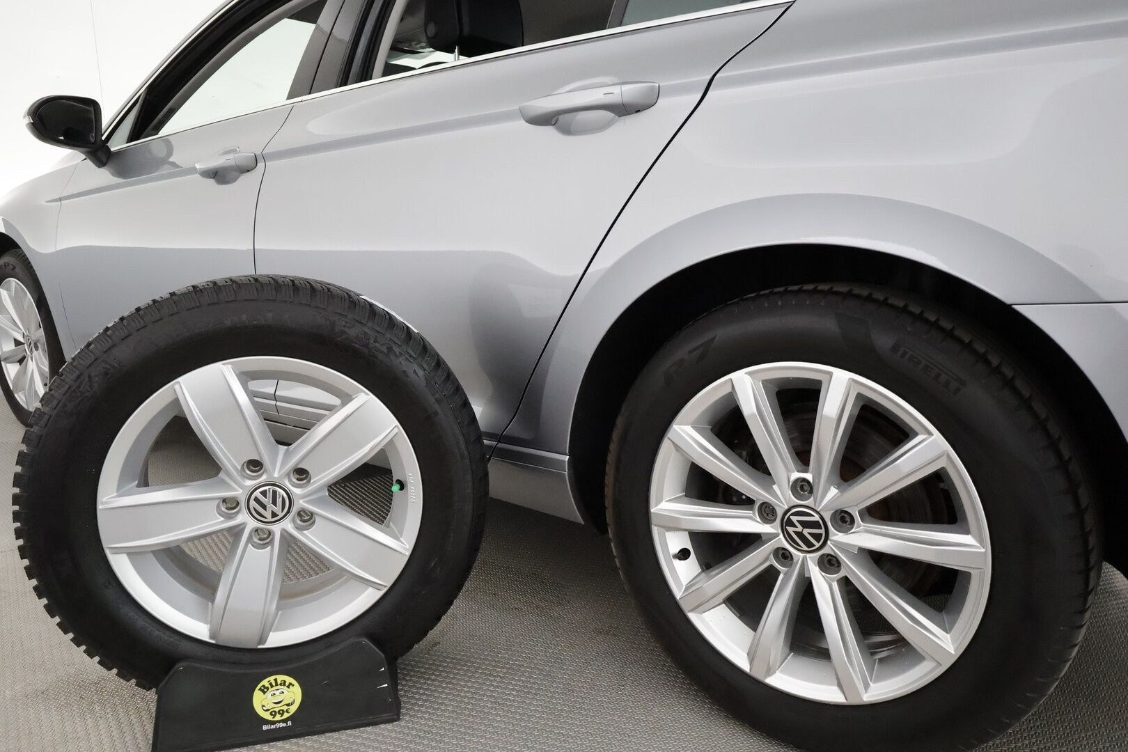 Volkswagen Passat 2021 Sedan 1,5 TSI EVO 110 kW DSG **Webasto / IQ-Light / ACC / P.Kamera / Navi / Kaistavahti / KeylessGO** - Suomi-auto / Kahdet Renkaat / Merkkihuollettu!