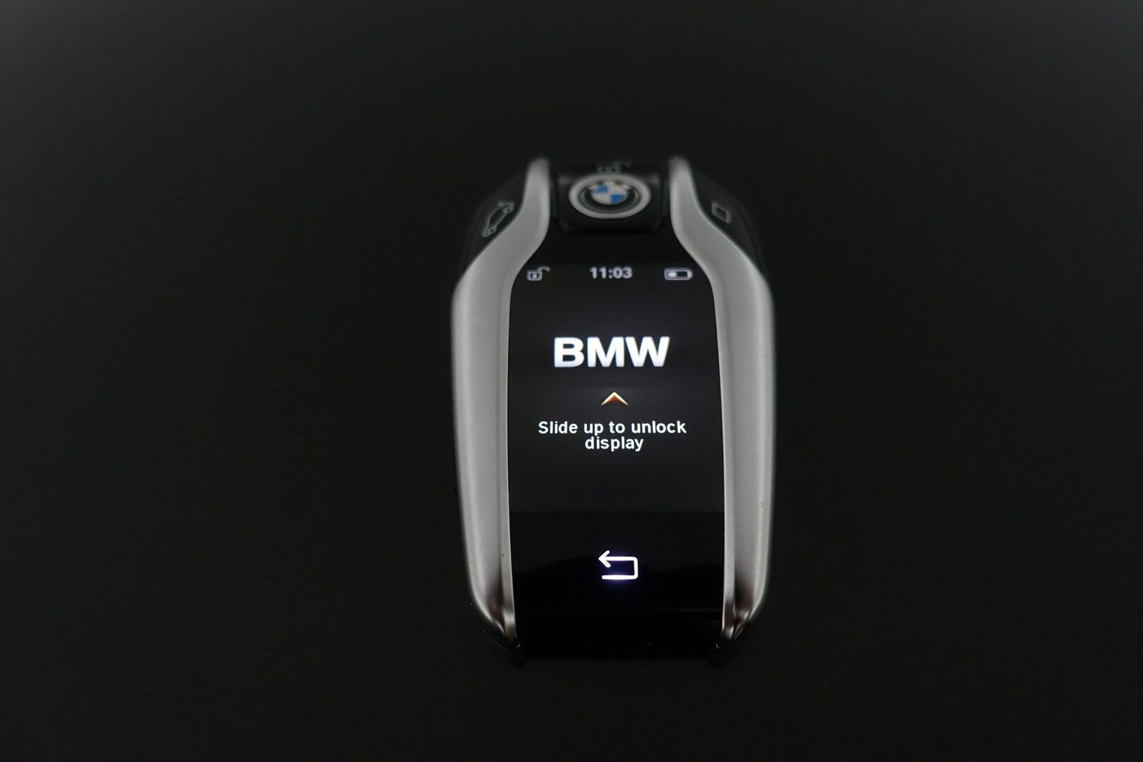 BMW 740 2017 G12 Sedan 740Le iPerformance A xDrive M-Sport - | DAP | HUD | H&K | Laser | | Hierovat & Ilmastoidut Comfort Muistinahat | Panorama | Ilma-alusta | Soft Close | 360° | Comfort Access | Individual | Innovation | Digimittaristo |