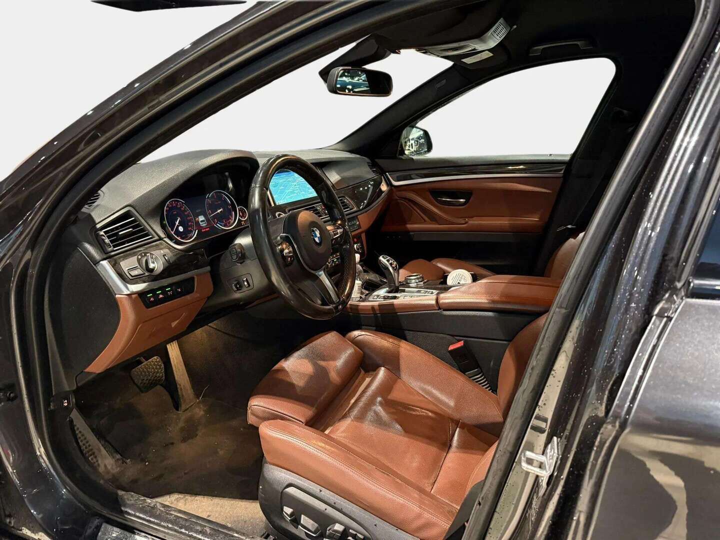 BMW M550D 2014 F11 Touring Sport A xDrive YritysOutlet - Myydään vain yrityksille - YritysOutlet - Myydään vain yrityksille |
