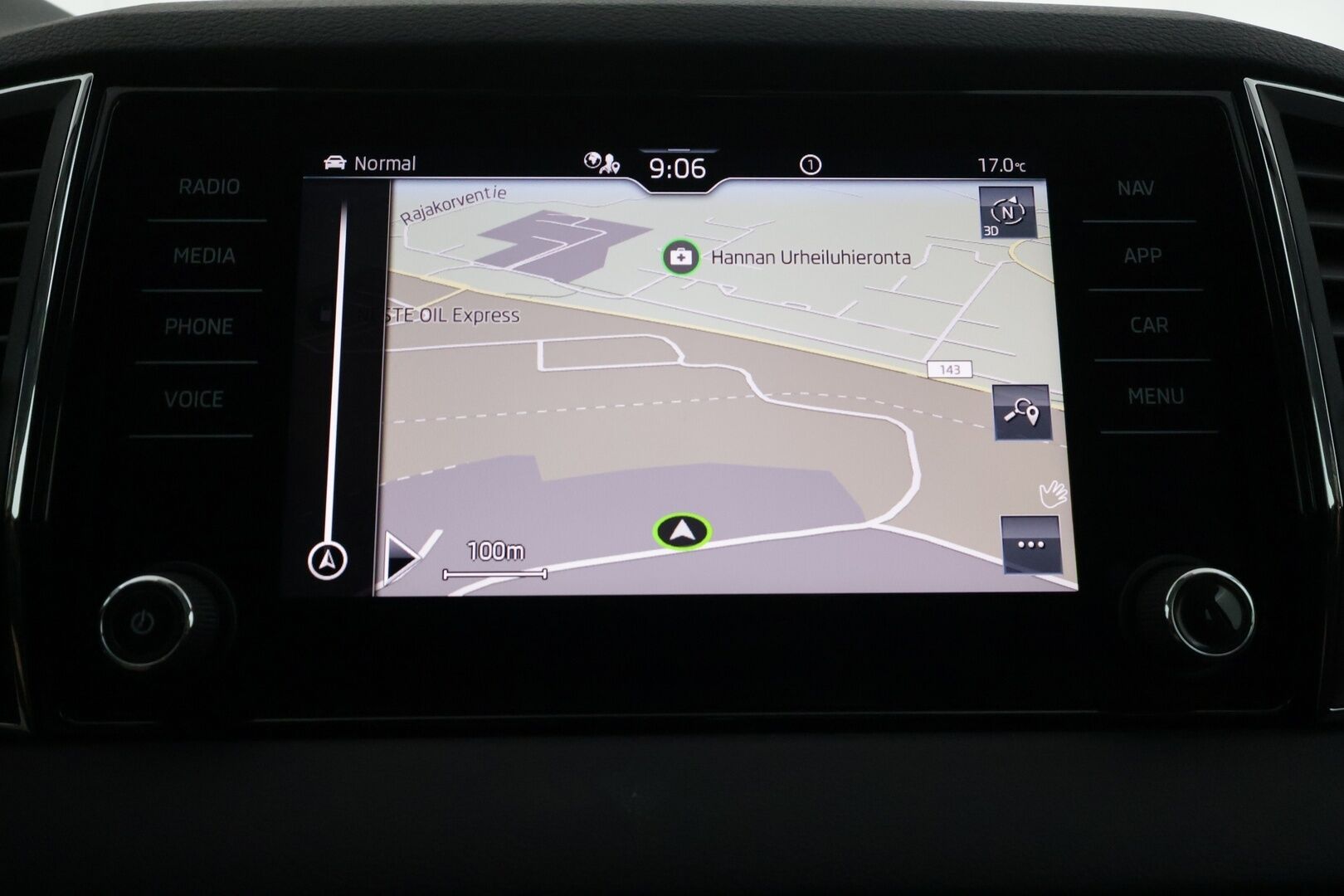 Skoda Karoq 2021 1,5 TSI Style BusinessLine - | ACC | Webasto | Muistipenkki | Puolinahat | Digimittaristo | Sporttipenkit | P.kamera | Lane Assist | Side Assist | lämm. ratti | Keyless |