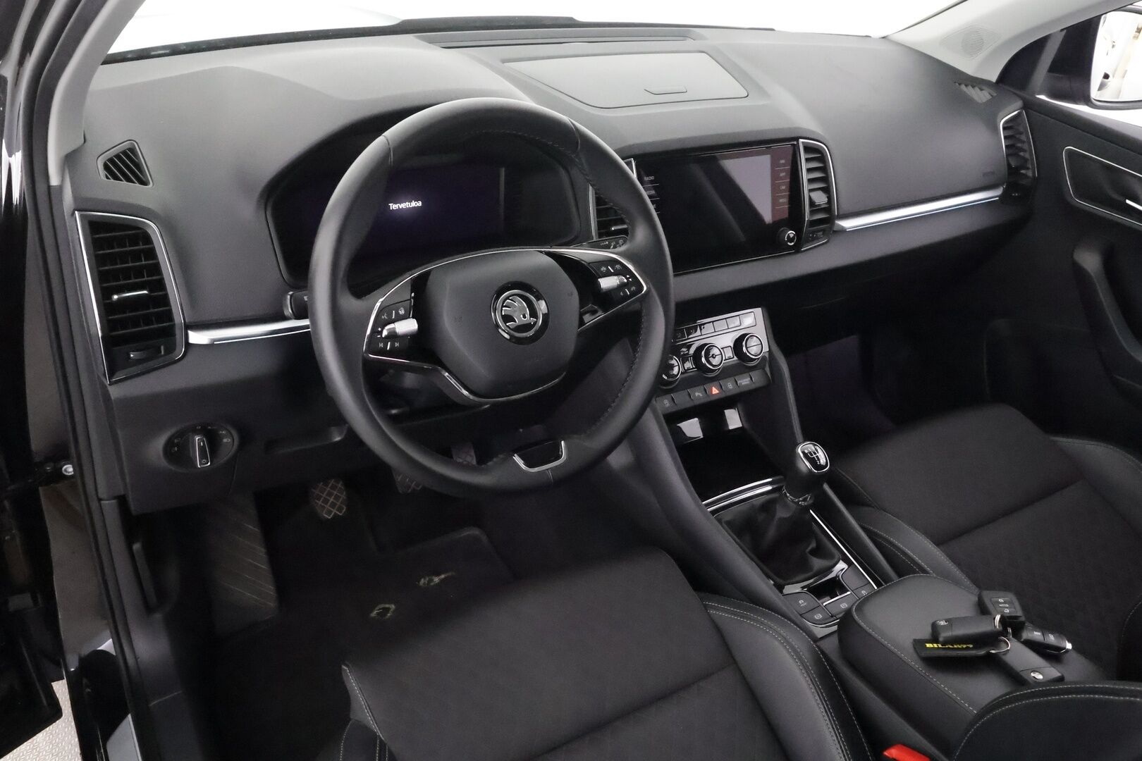 Skoda Karoq 2021 1,5 TSI Style BusinessLine - | ACC | Webasto | Muistipenkki | Puolinahat | Digimittaristo | Sporttipenkit | P.kamera | Lane Assist | Side Assist | lämm. ratti | Keyless |