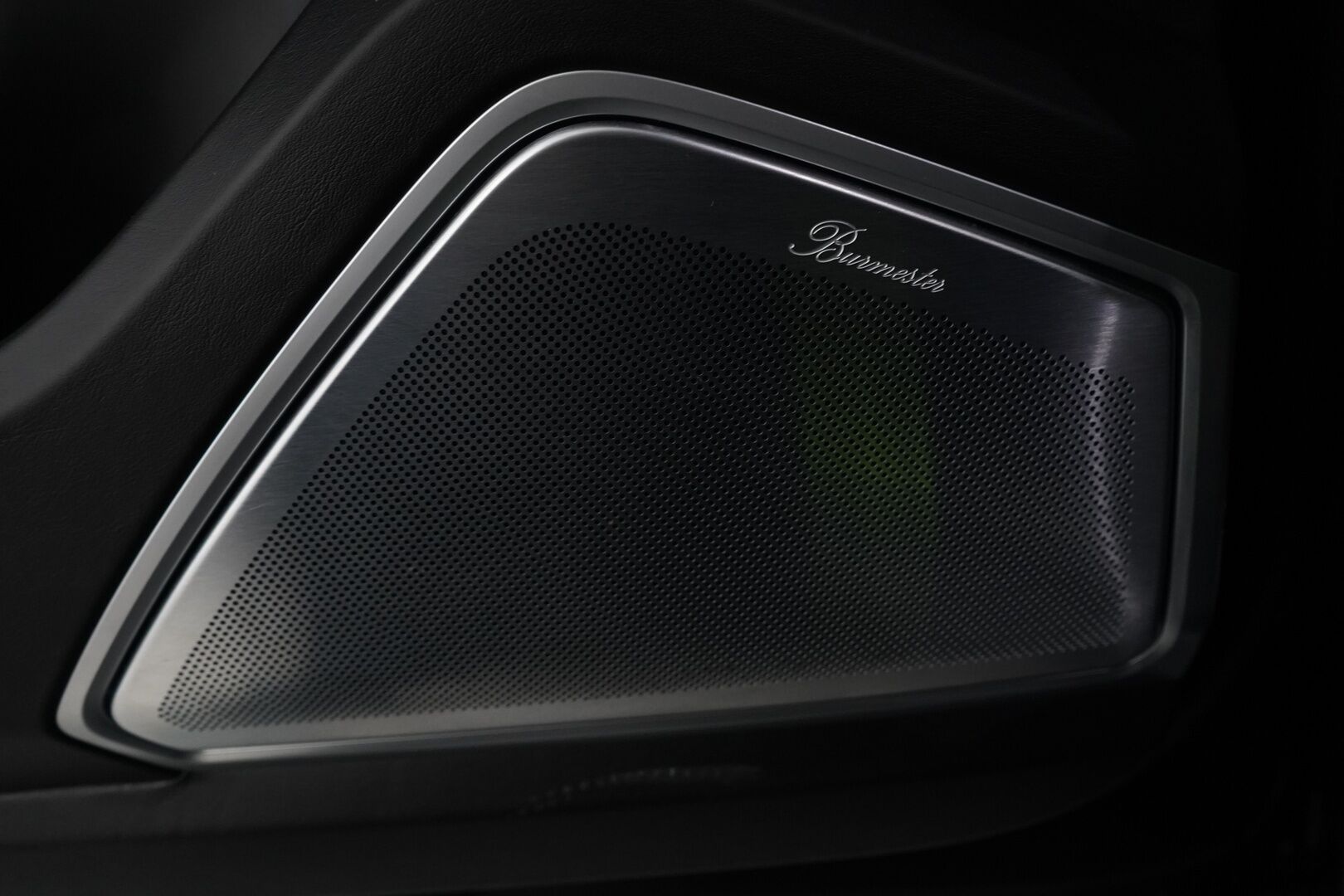 Porsche Cayenne 2020 E-Hybrid SportDesign * Burmester / Panorama / Imuovet / HUD / ACC / Matrix / PDCC / PDLS + / Night Vision / PASM / Nahkasisusta / Ilmastoidut Istuimet / 360-Kamera * - 2,99 % KORKOTARJOUS TÄHÄN AUTOON - 31.5. ASTI! - Huippuvarusteet / Juuri huollettu / 2x Porschen vanteet / 