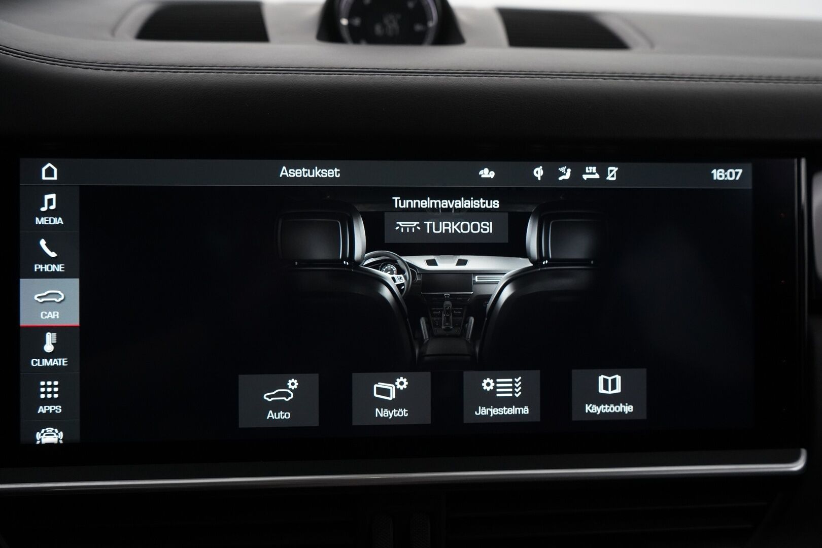 Porsche Cayenne 2020 E-Hybrid SportDesign * Burmester / Panorama / Imuovet / HUD / ACC / Matrix / PDCC / PDLS + / Night Vision / PASM / Nahkasisusta / Ilmastoidut Istuimet / 360-Kamera * - 2,99 % KORKOTARJOUS TÄHÄN AUTOON - 31.5. ASTI! - Huippuvarusteet / Juuri huollettu / 2x Porschen vanteet / 