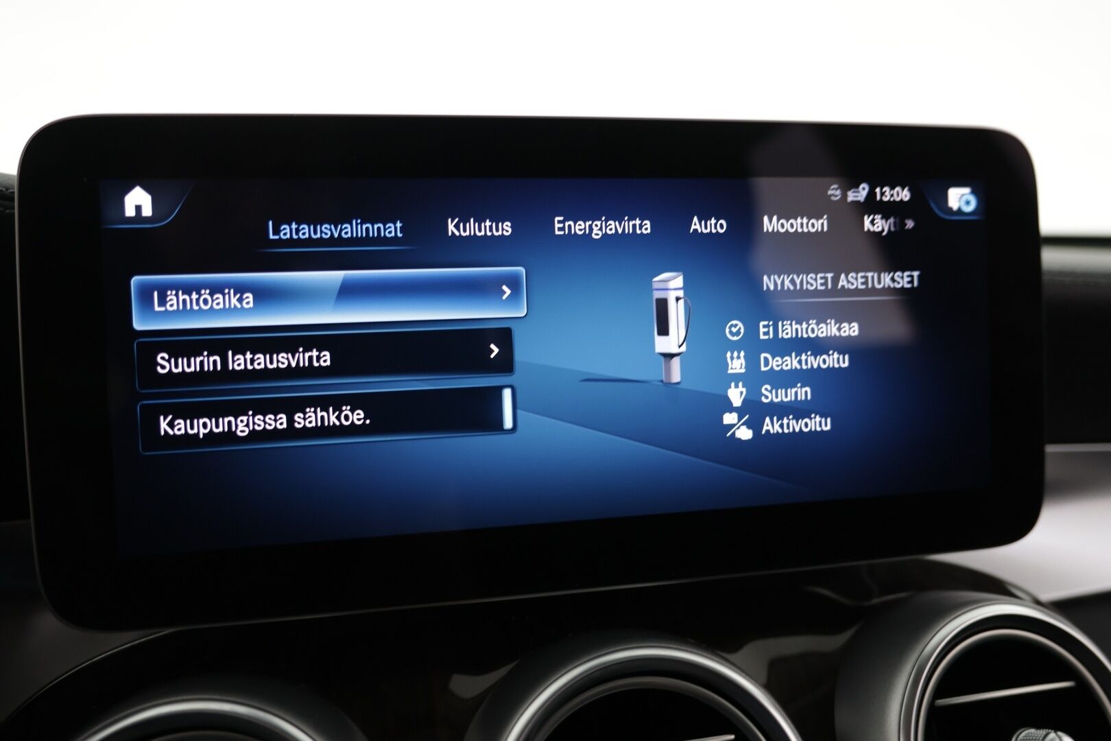 Mercedes-Benz GLC 2022 300 e 4MATIC A Business * Distronic / P.Kamera / Vetokoukku * - P.Kamera / Vetokoukku / Neliveto