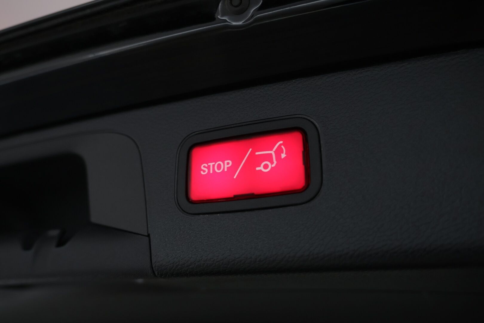 Mercedes-Benz GLC 2022 300 e 4MATIC A Business P.Kamera / Vetokoukku / Neliveto - P.Kamera / Vetokoukku / Neliveto