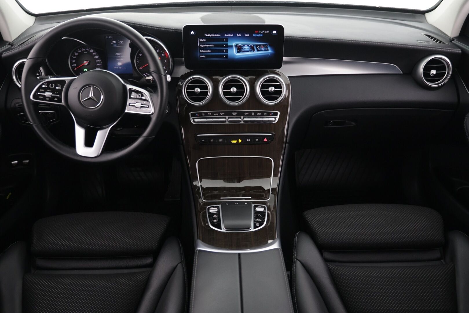 Mercedes-Benz GLC 2022 300 e 4MATIC A Business * Distronic / P.Kamera / Vetokoukku * - P.Kamera / Vetokoukku / Neliveto - HULLUT AVAJAISHULINAT KORKOTARJOUS 3,29 %