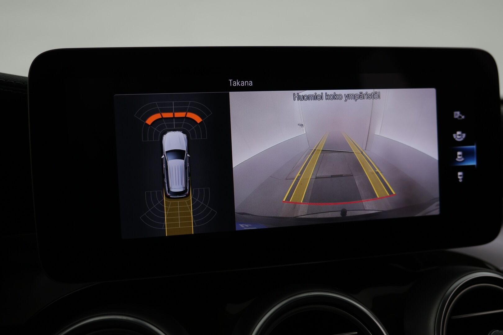 Mercedes-Benz GLC 2022 300 e 4MATIC A Business * Distronic / P.Kamera / Vetokoukku * - P.Kamera / Vetokoukku / Neliveto - HULLUT AVAJAISHULINAT KORKOTARJOUS 3,29 %