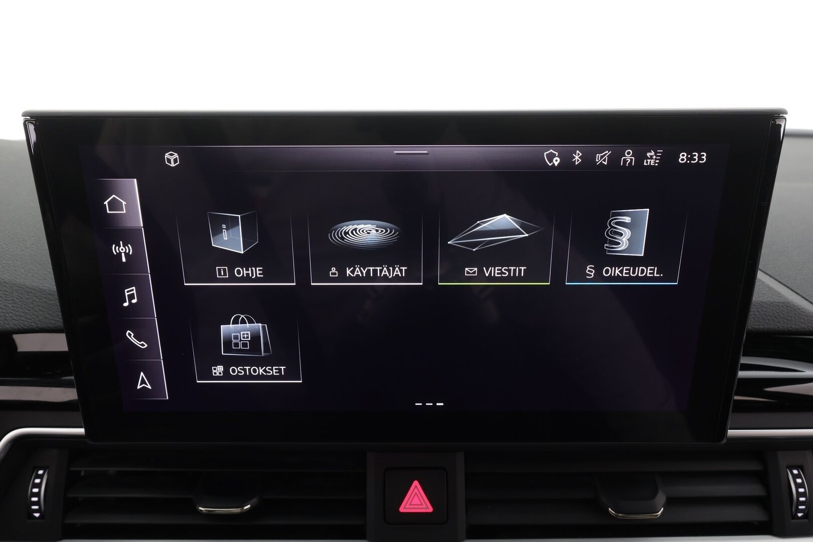 Audi A4 2022 Avant Business S line 40 TFSI 150 kW MHEV quattro S tronic * ACC / P.kamera / Matrix LED / Koukku / Webasto * - 1.Om Suomi-auto / Digimittaristo / Kahdet renkaat aluvanteilla / Merkkihuollettu - HULLUT JOULUT KORKOTARJOUS 2,49% 