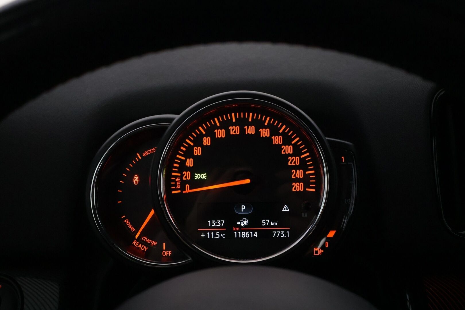 Mini Countryman 2018 Cooper SE ALL4 *Navi / P.tutkat / Vakkari / 2x Renkaat ja vanteet / Ambient light* - Hyvä huoltohistoria / Juuri huollettu