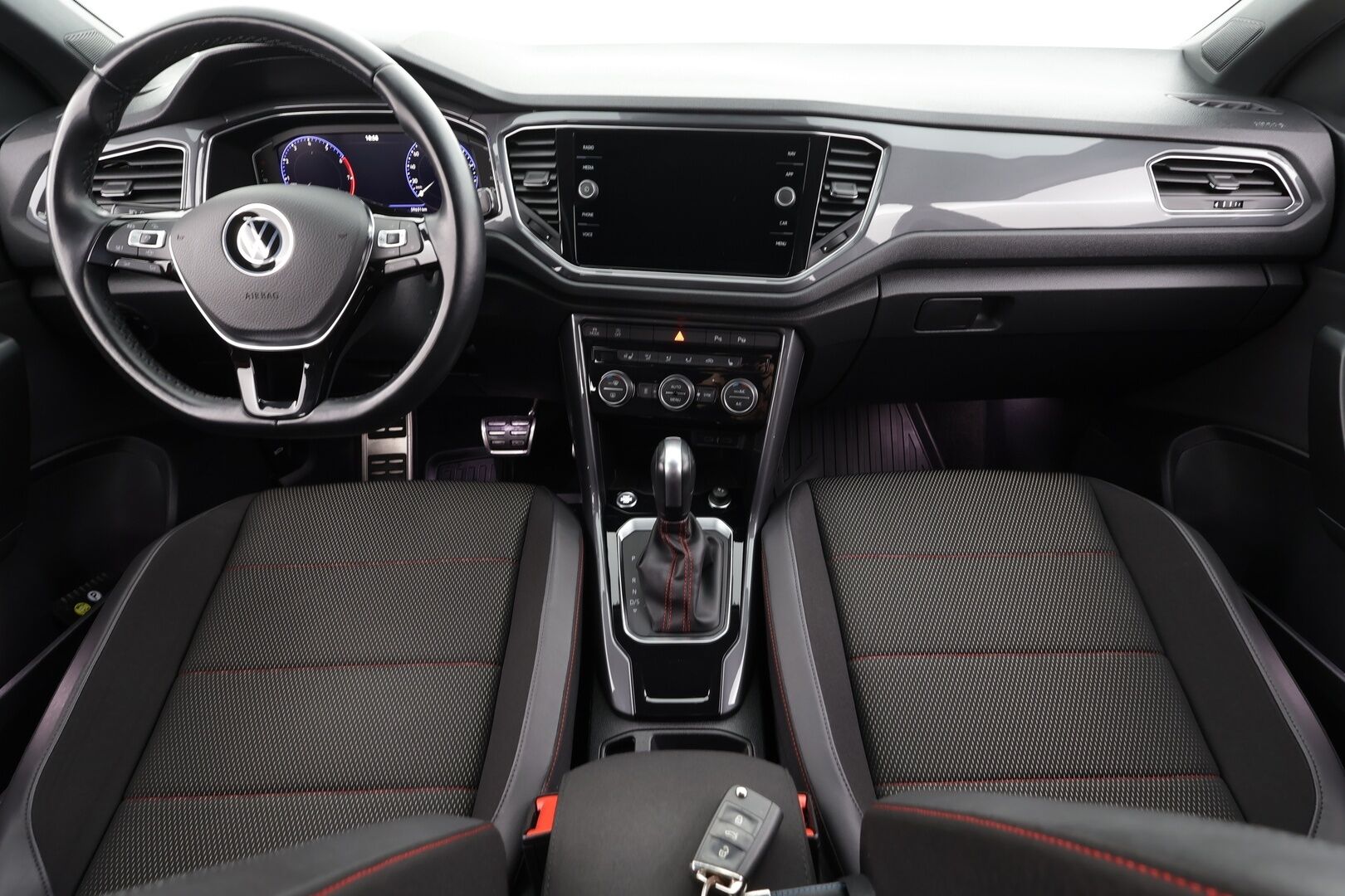 Volkswagen T-Roc 2022 Sport 1,5 TSI EVO 110 kW DSG * Webasto / ACC / LED / P.Kamera / Kaistavahti / Keyless * - 1-om Suomi-auto / Kahdet renkaat - HULLU BLACKWEEK KORKOTARJOUS 2,49%