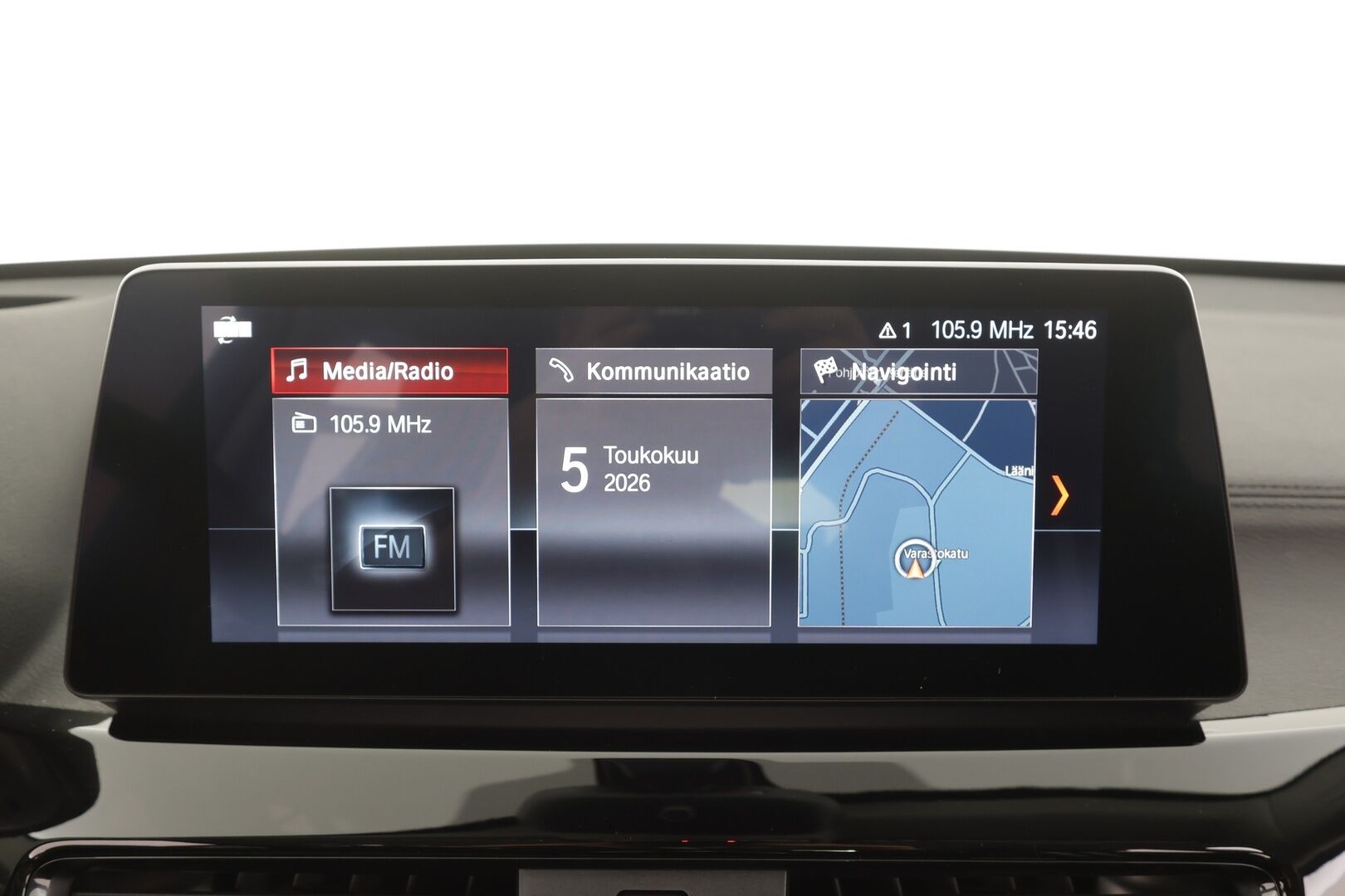 BMW X1 2022 F48 xDrive25e A Charged Edition Sport * ACC / HUD / Hifit / LED / P.Kamera / Sporttipenkit * - 1.Om Suomi-auto / Merkkihuollettu / Kahdet Renkaat aluilla