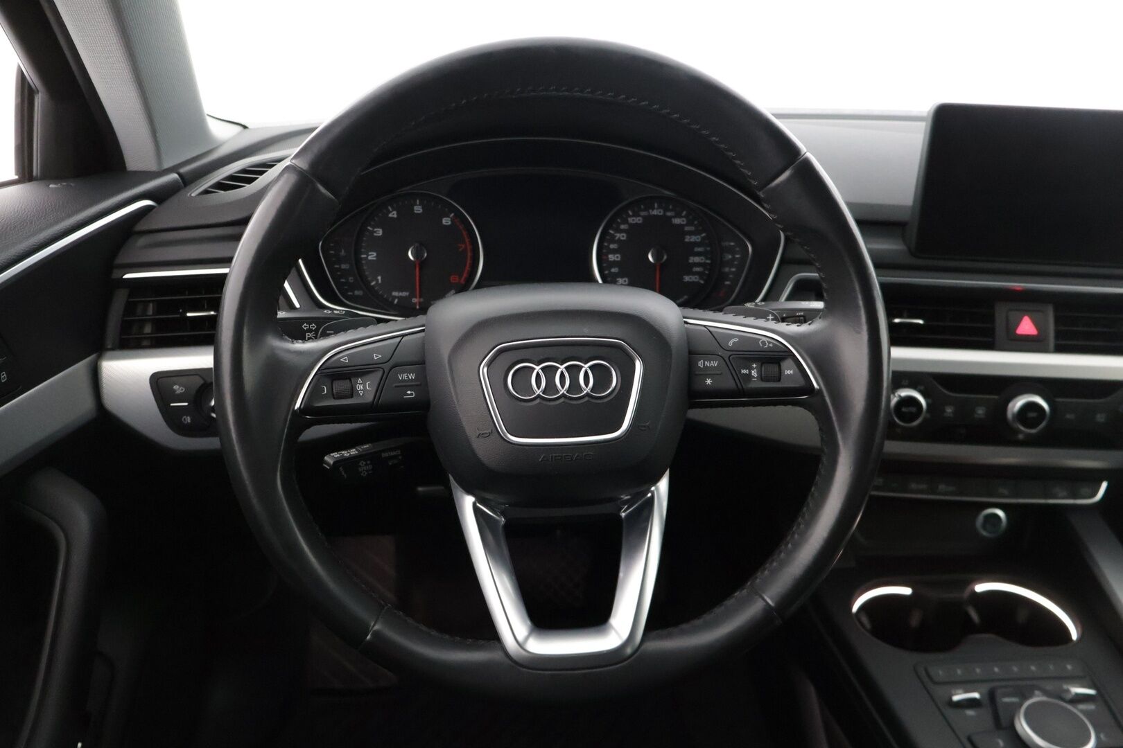 Audi A4 allroad quattro 2018 Business 2,0 TFSI 185 kW quattro S tronic * Webasto / Adap. vakkari / Vetokoukku / Kaistavahti / Sporttipenkit * - * 2x renkaat ja vanteet / Hyvin huollettu / Juuri tullut * 