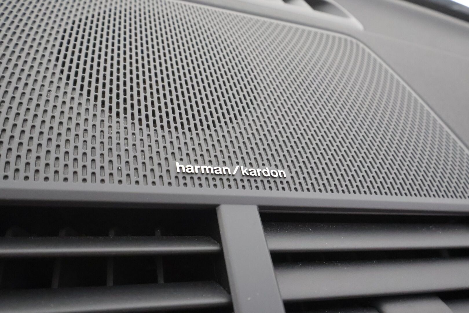 Polestar 2 2022 Long Range Single Motor, 170kW, 78kWh - | ILP | Ilm. nahat | H&K | Muistipenkki | Panorama | P.kamera | 2x polestar alut | 1.om suomi-auto | 