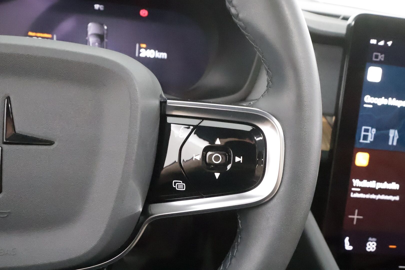 Polestar 2 2022 Long Range Single Motor, 170kW, 78kWh - | ILP | Ilm. nahat | H&K | Muistipenkki | Panorama | P.kamera | 2x polestar alut | 1.om suomi-auto | 