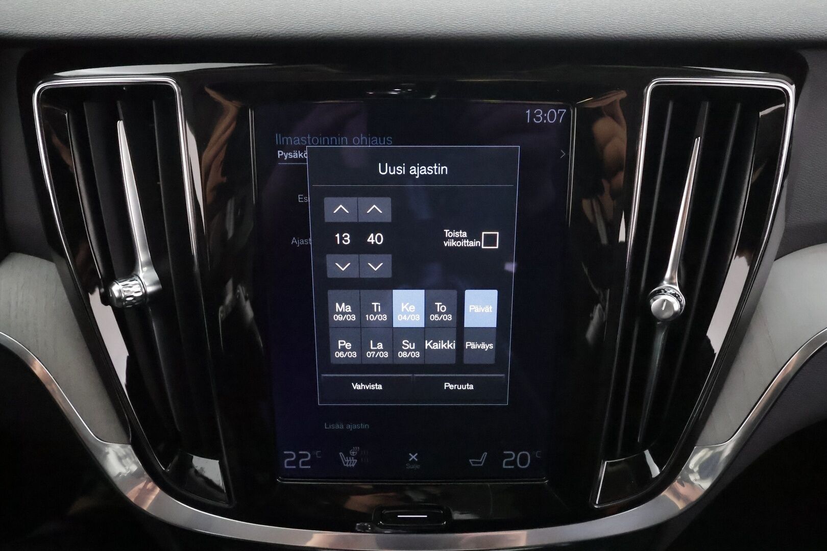 Volvo V60 2022 B4 MHEV Business Inscription Edition DCT aut * Pilot assist / High level LED / Koukku / PA-lisälämmitin / Muistipenkki * - 1.Om Suomi-auto / Kahdet Renkaat