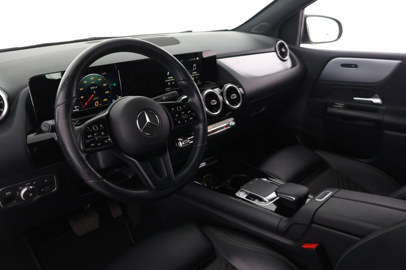 Mercedes-Benz B 2019 180 A Launch Edition Style *1 om. Suomi-auto /  Peruutuskamera / Vakkari / Digimittaristo / Led-ajovalot* - *2x Renkaat & Vanteet /  Kattavasti huollettu* - HULLUT AVAJAISHULINAT KORKOTARJOUS 3,29 %