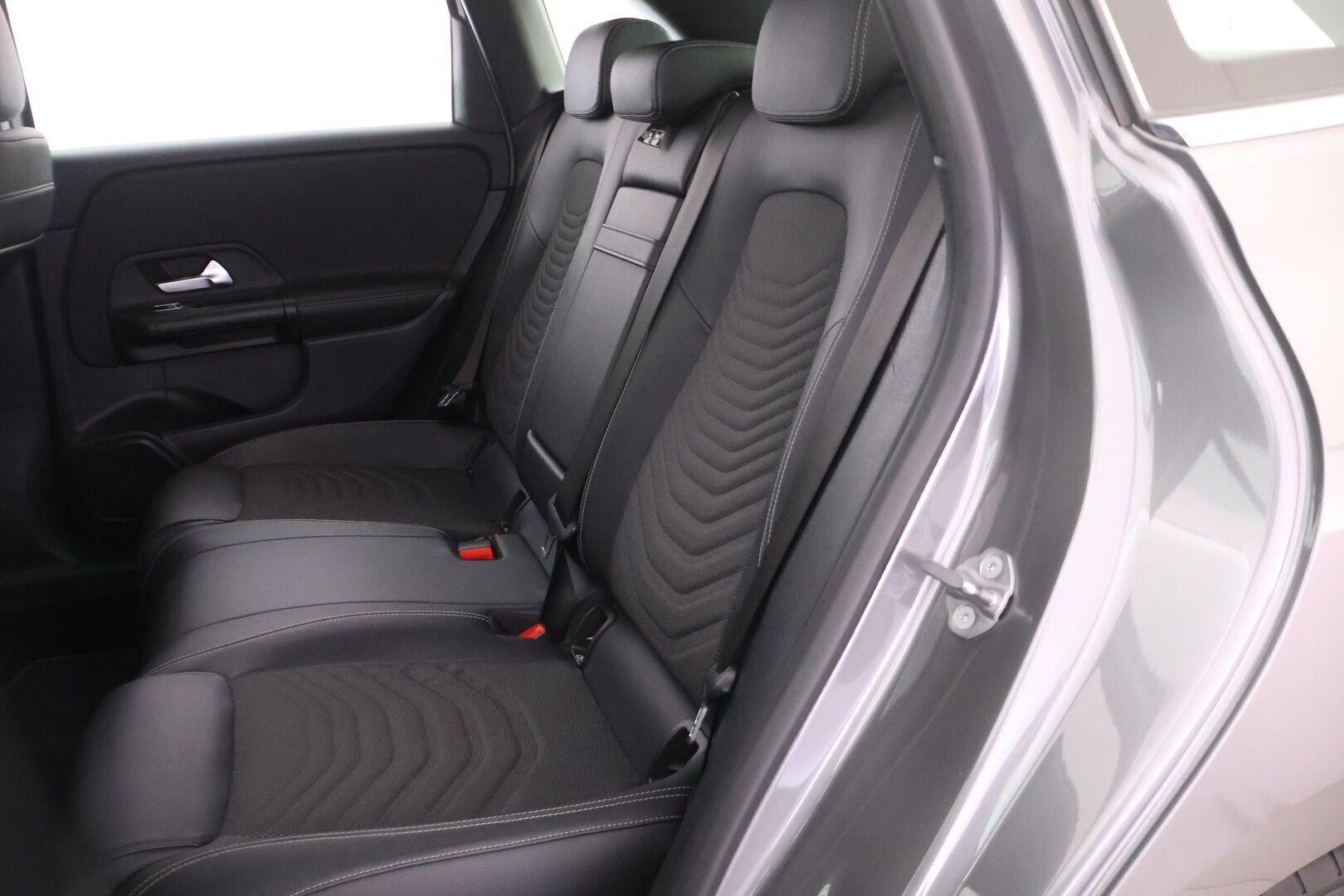 Mercedes-Benz B 2019 180 A Launch Edition Style *1 om. Suomi-auto /  Peruutuskamera / Vakkari / Digimittaristo / Led-ajovalot* - *2x Renkaat & Vanteet /  Kattavasti huollettu* - HULLUT AVAJAISHULINAT KORKOTARJOUS 3,29 %