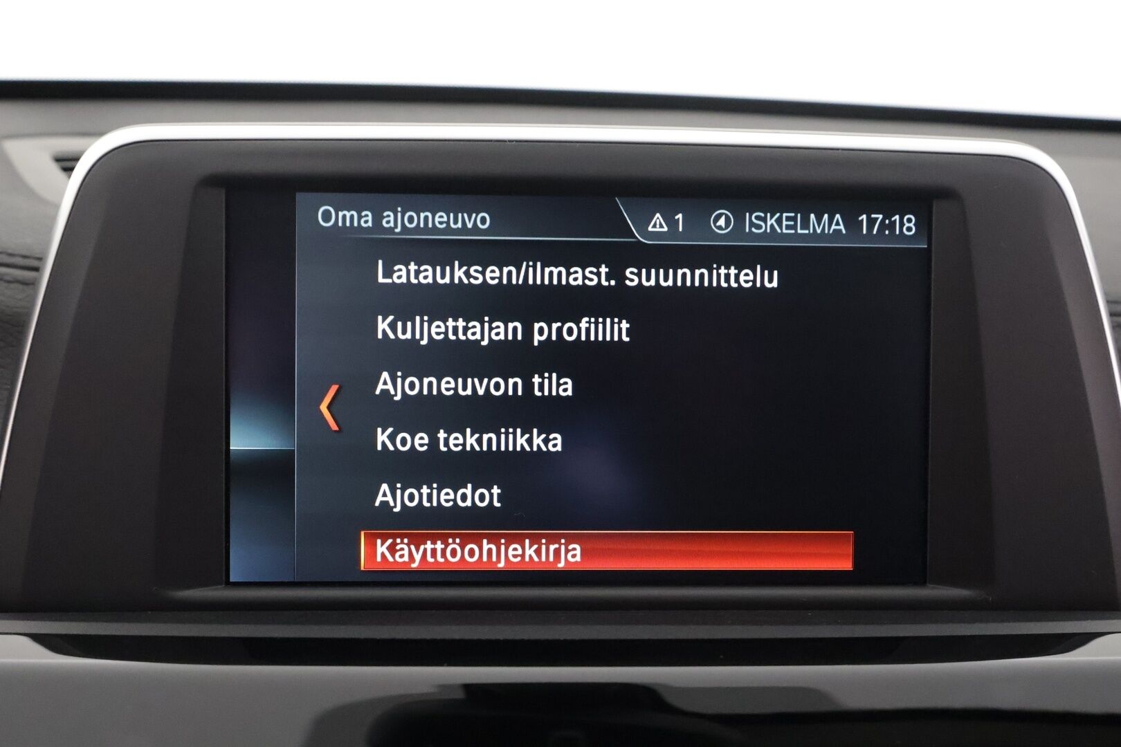 BMW X1 2022 F48 xDrive25e A Charged Edition Sport * Vakkari / Sportpenkit / LED / P.tutkat / Suomi-auto * - Akku kuntotarkastettu / Kahdet Renkaat