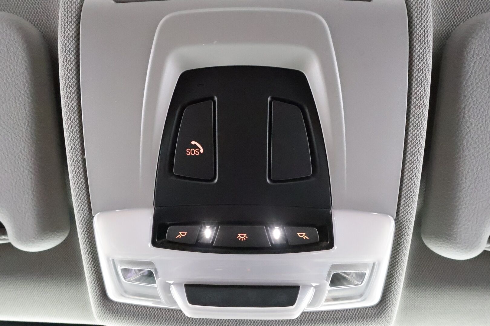 BMW X1 2022 F48 xDrive25e A Charged Edition Sport * Vakkari / Sportpenkit / LED / P.tutkat / Suomi-auto * - Akku kuntotarkastettu / Kahdet Renkaat