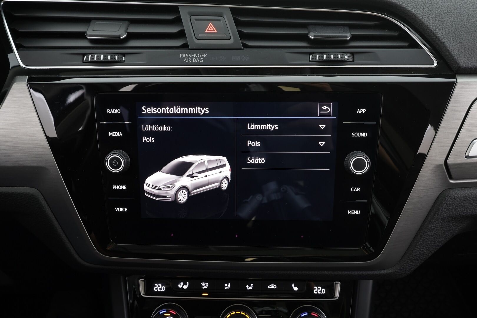 Volkswagen Touran 2019 Highline 1,6 TDI SCR 85 kW DSG * ACC / Webasto / LED / Panorama / Nahkaverhoilu / KEYLESS * - Kahdet renkaat - HULLUT JOULUT KORKOTARJOUS 2,49% 