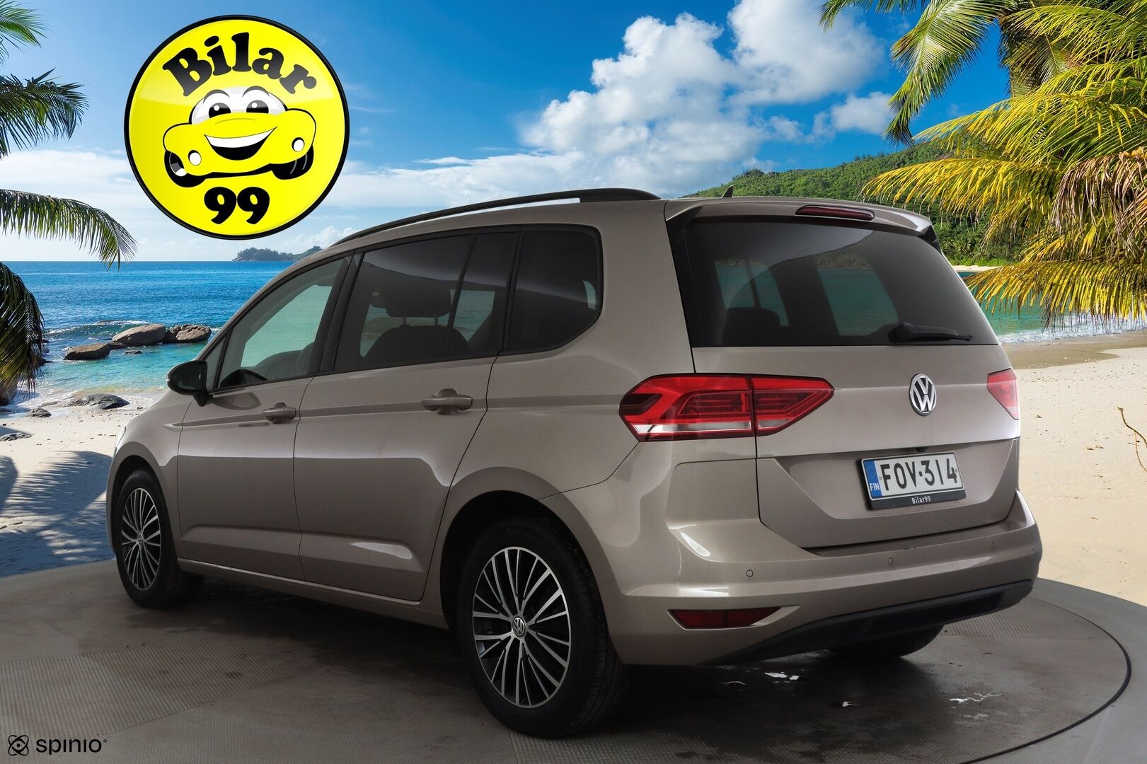 Volkswagen Touran 2019 Highline 1,6 TDI SCR 85 kW DSG * ACC / Webasto / LED / Panorama / Nahkaverhoilu / KEYLESS * - Kahdet renkaat - HULLUT JOULUT KORKOTARJOUS 2,49% 