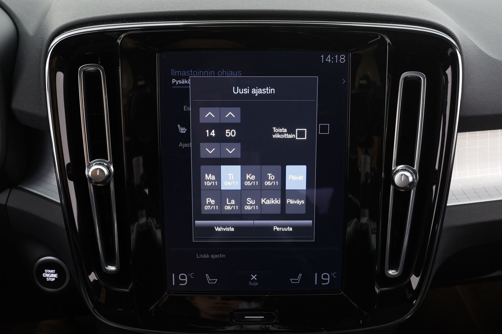 Volvo XC40 2022 T4 TwE Business Inscription Expression Edition aut * Webasto / ACC / LED / P.tutkat / Sportpenkit / Navi / Kaistavahti * - 1-om Suomi-auto / Akku kuntotarkastettu SoH 92,8% / 2x Latauskaapelit / Kahdet renkaat