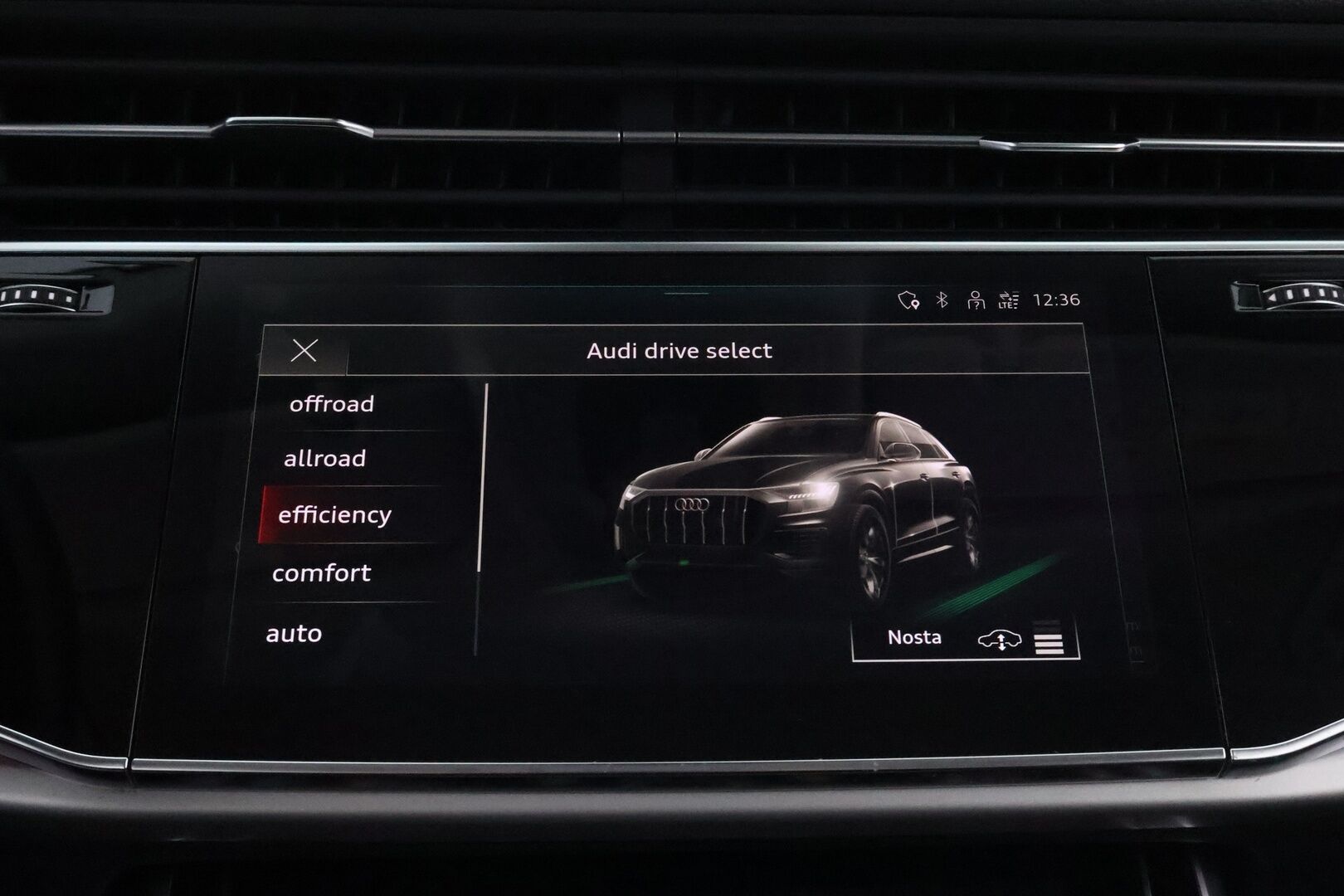 Audi Q8 2021 60 TFSI e 340 kW quattro tiptronic * Adapt.Vakkari / Ilma-Alusta / Nahkaiset Muistipenkit / Koukku / Peruutuskamera / - Audi Premium Sound / Merkkihuollettu / Juuri tullut Tampereelle!