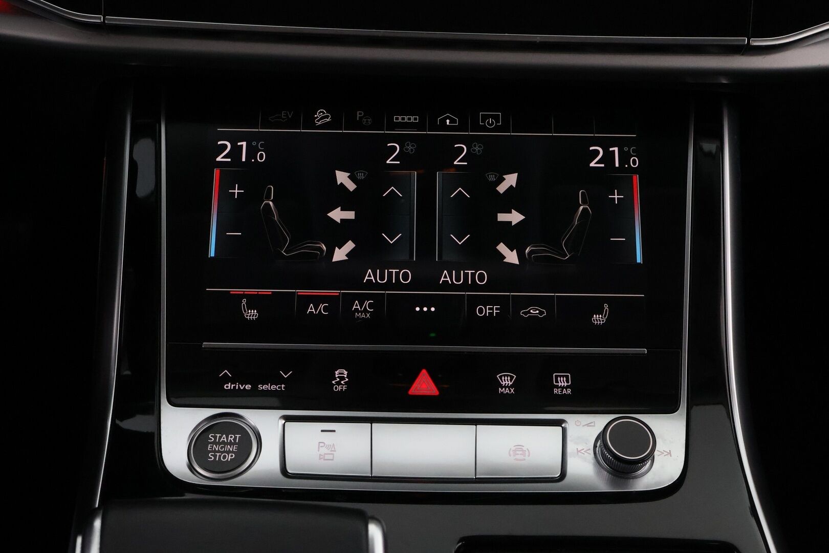 Audi Q8 2021 60 TFSI e 340 kW quattro tiptronic * Adapt.Vakkari / Ilma-Alusta / Nahkaiset Muistipenkit / Koukku / Peruutuskamera / - Audi Premium Sound / Merkkihuollettu / Juuri tullut Tampereelle!