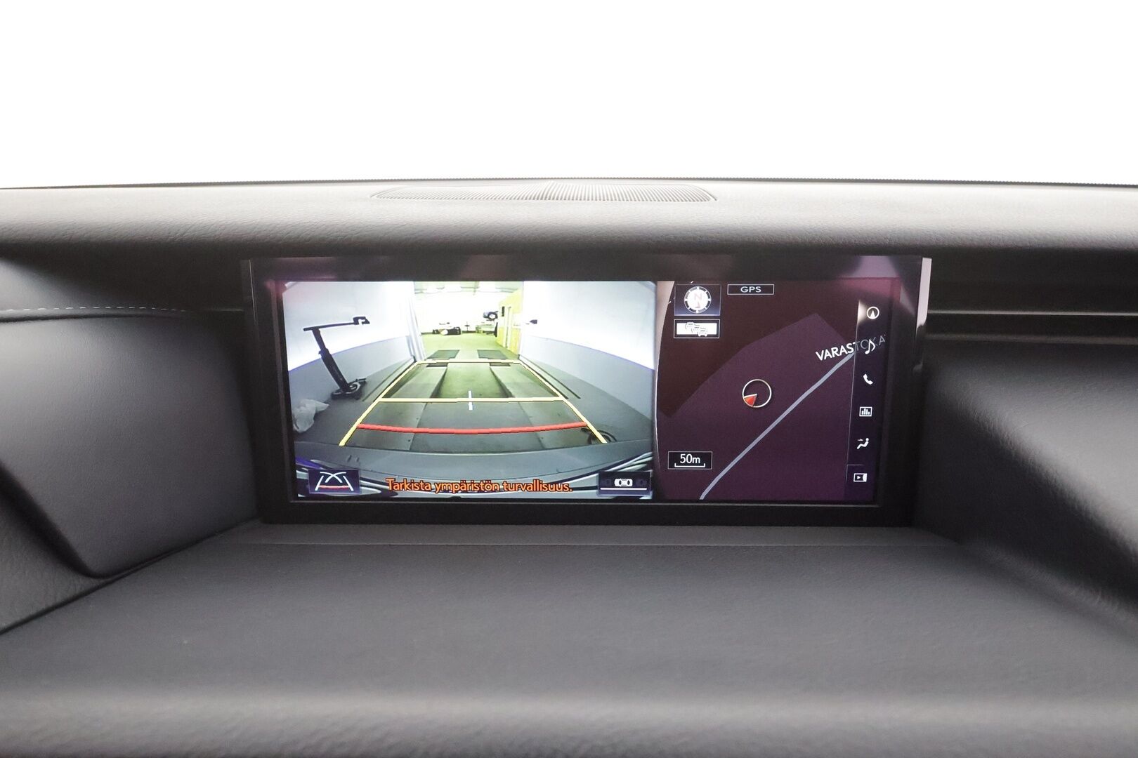 Lexus IS 2019 300h Hybrid A Luxury - | Facelift | ACC | LED | P.Kamera | Keyless | Iso keskinäyttö | Sähk. ratti | Puolinahat | Navi | Merkkihuollettu | 2x renkaat aluin | 