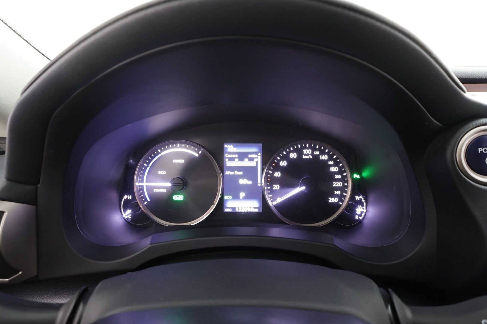Lexus IS 2019 300h Hybrid A Luxury - | Facelift | ACC | LED | P.Kamera | Keyless | Iso keskinäyttö | Sähk. ratti | Puolinahat | Navi | Merkkihuollettu | 2x renkaat aluin | 