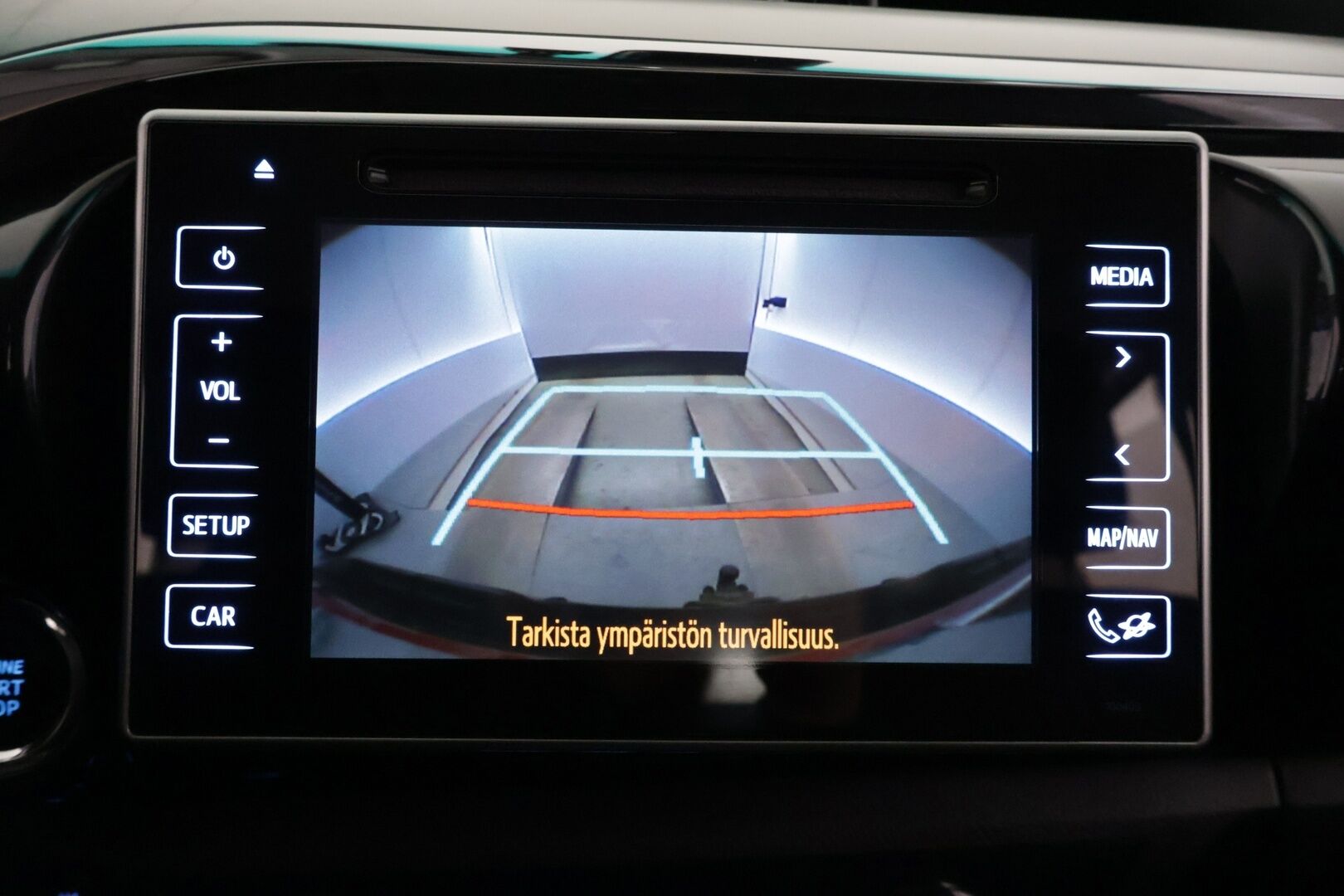 Toyota Hilux 2017 Double Cab 2,4 D-4D 150 4WD Aut Premium 4ov *ALVILLINEN / VETOKOUKKU / VAKKARI / NAHKASISUSTA / P:KAMERA* - Alvillinen / Näyttävä / Neliveto / Lava-auto!* - HULLUT BLACKWEEK JATKOT - KORKOTARJOUS 2,49%