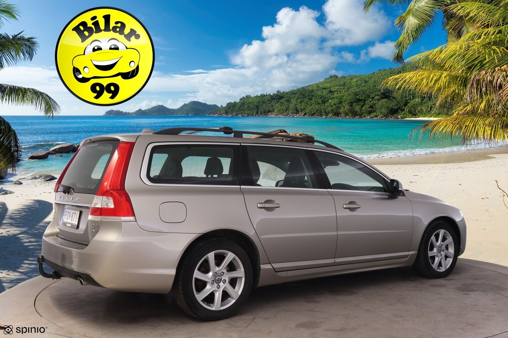 Volvo V70 2015 D4 AWD Momentum aut *Webasto / Koukku / Ratinlämmitin / Puolinahka / VOC / Parkkitutka* - 2x Renkaat ja Vanteet / Hyvin huollettu / Todella siistikuntoinen!