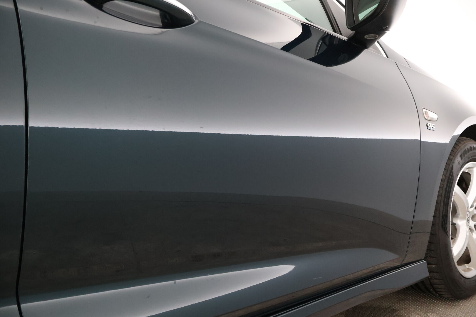 Opel Insignia 2018 MYYDÄÄN HUUTOKAUPAT.COM - / Webasto / ACC / 360-kamera / HUD / Vetokoukku / Nahkasisusta / Ilmastoidut etuistuimet / 
