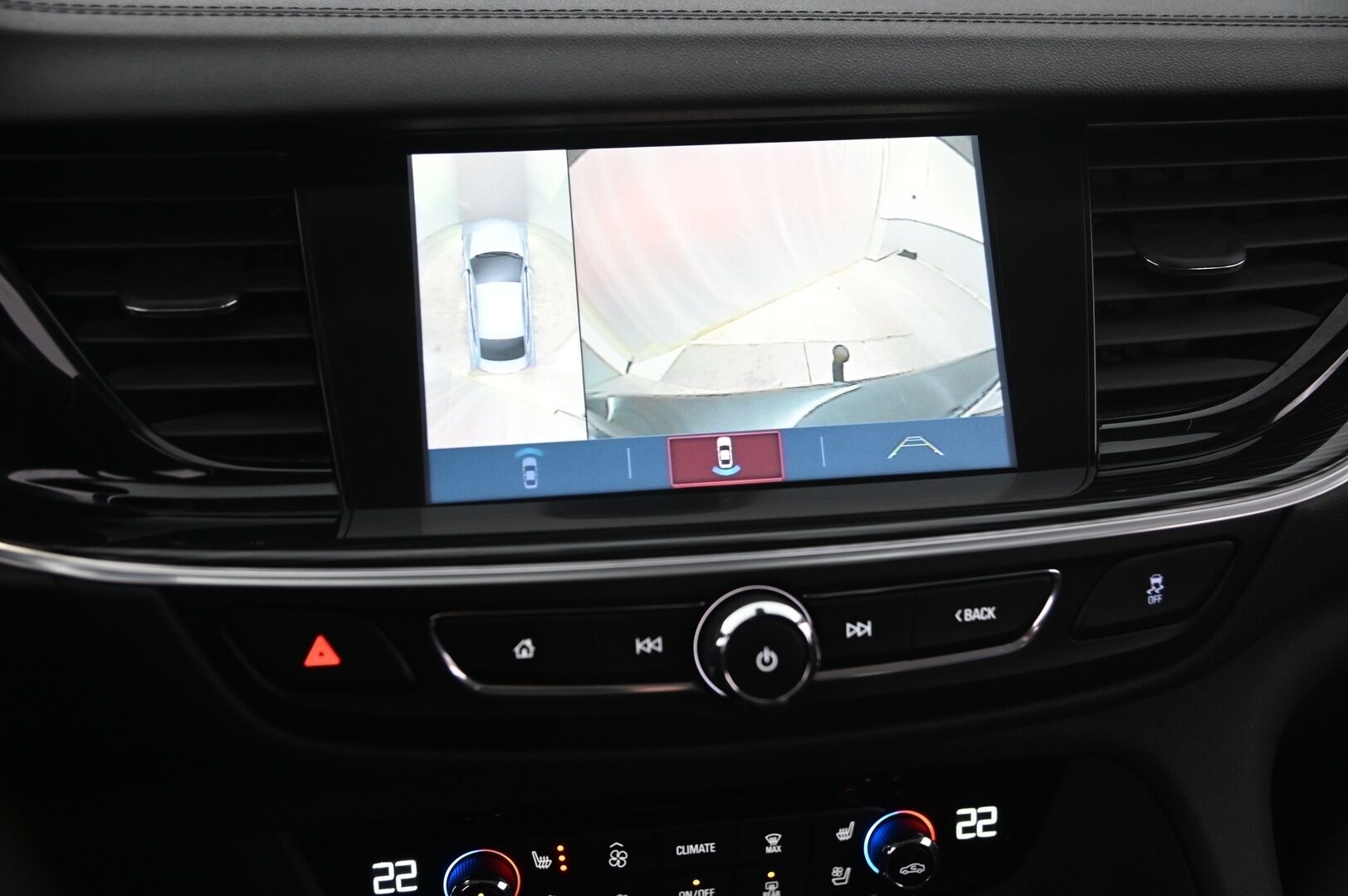 Opel Insignia 2018 MYYDÄÄN HUUTOKAUPAT.COM - / Webasto / ACC / 360-kamera / HUD / Vetokoukku / Nahkasisusta / Ilmastoidut etuistuimet / 
