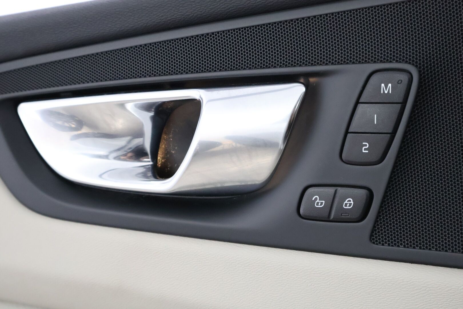 Volvo XC60 2020 T8 TwE AWD Inscription - YritysOutlet - Myydään vain yrityksille - - YritysOutlet - Myydään vain yrityksille