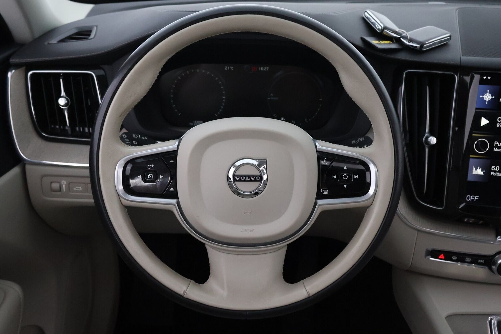 Volvo XC60 2020 T8 TwE AWD Inscription - YritysOutlet - Myydään vain yrityksille - - YritysOutlet - Myydään vain yrityksille