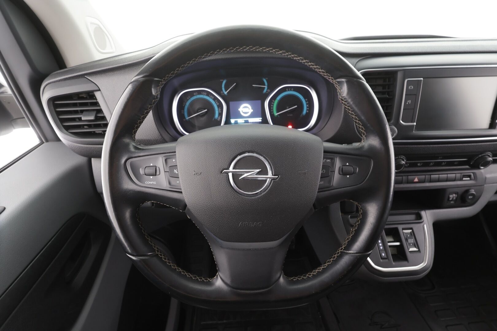 Opel Vivaro-e 2022 Van L Comfort 136 hv automaatti 75 kWh - | P.Kamera | Vakkari | Bluetooth | Katveavustin | Puolinahat | Ilmastointi | Penkinlämmittimet | 1-om Suomi-auto | Kahdet renkaat |