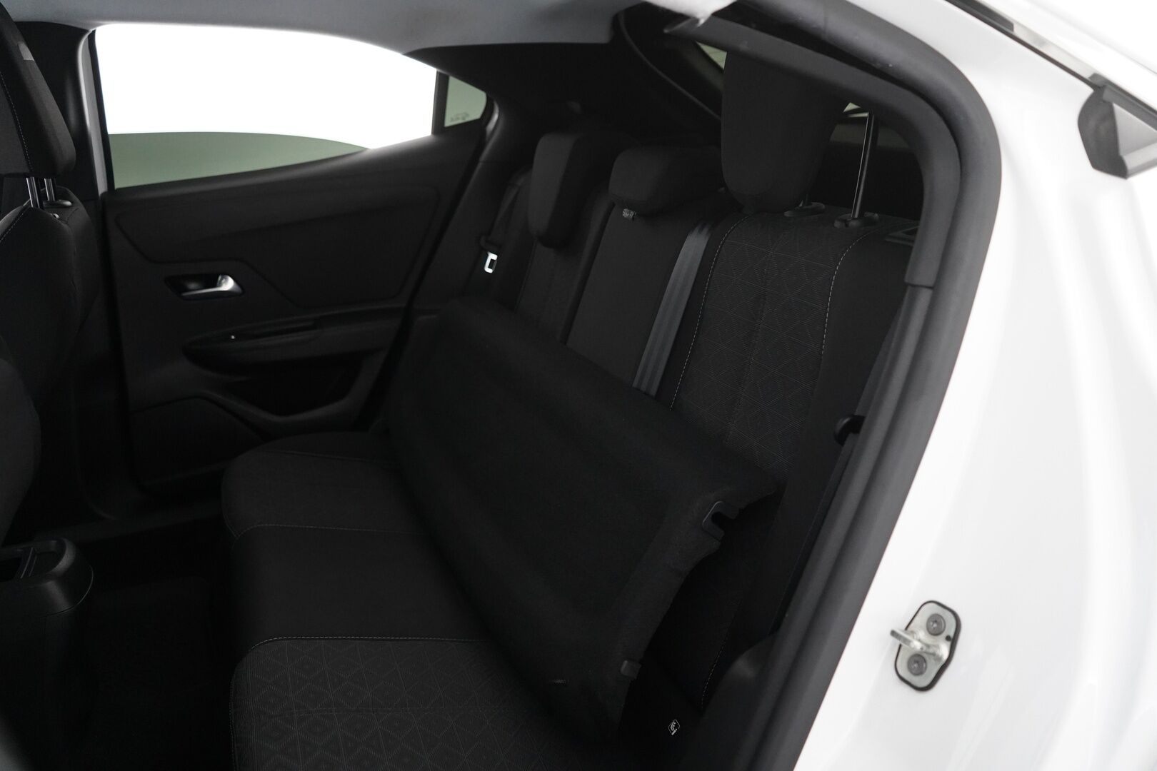 Opel Mokka 2021 Comfort 100 Turbo * Vakkari / Peruutuskamera / Lohkolämmitin * - Suomi-auto / Viimeisin huolto 146tkm / Jakohihna vaihdettu / Katsastettu 10/2025